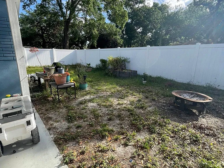 1514 E Ida St — Photo 8