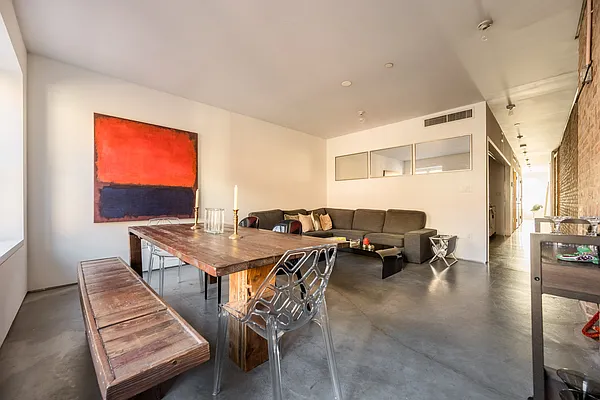 Sold by Kretz Family Real Estate | media 6