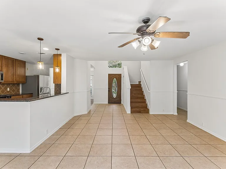 2372 Paradise Ridge Dr — Photo 13