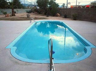 4428 Valley Oaks Dr, North Las Vegas, NV 89032