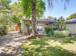 1836 Woodlawn Dr, Medford, OR 97504