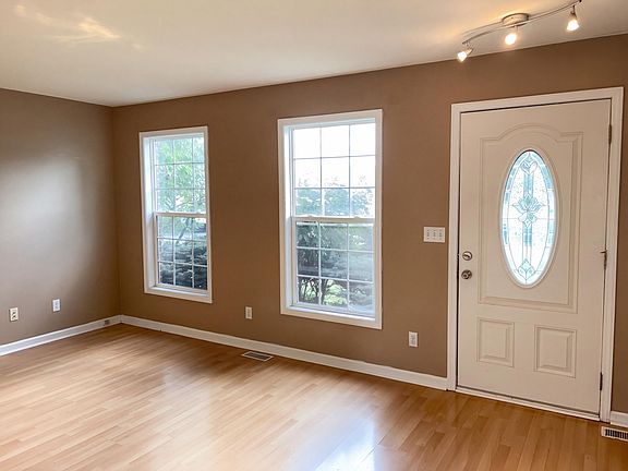 3rd image of 12421 Tippecanoe Pl