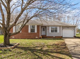 8636 Swale Ct, Oak Grove, KY 42262