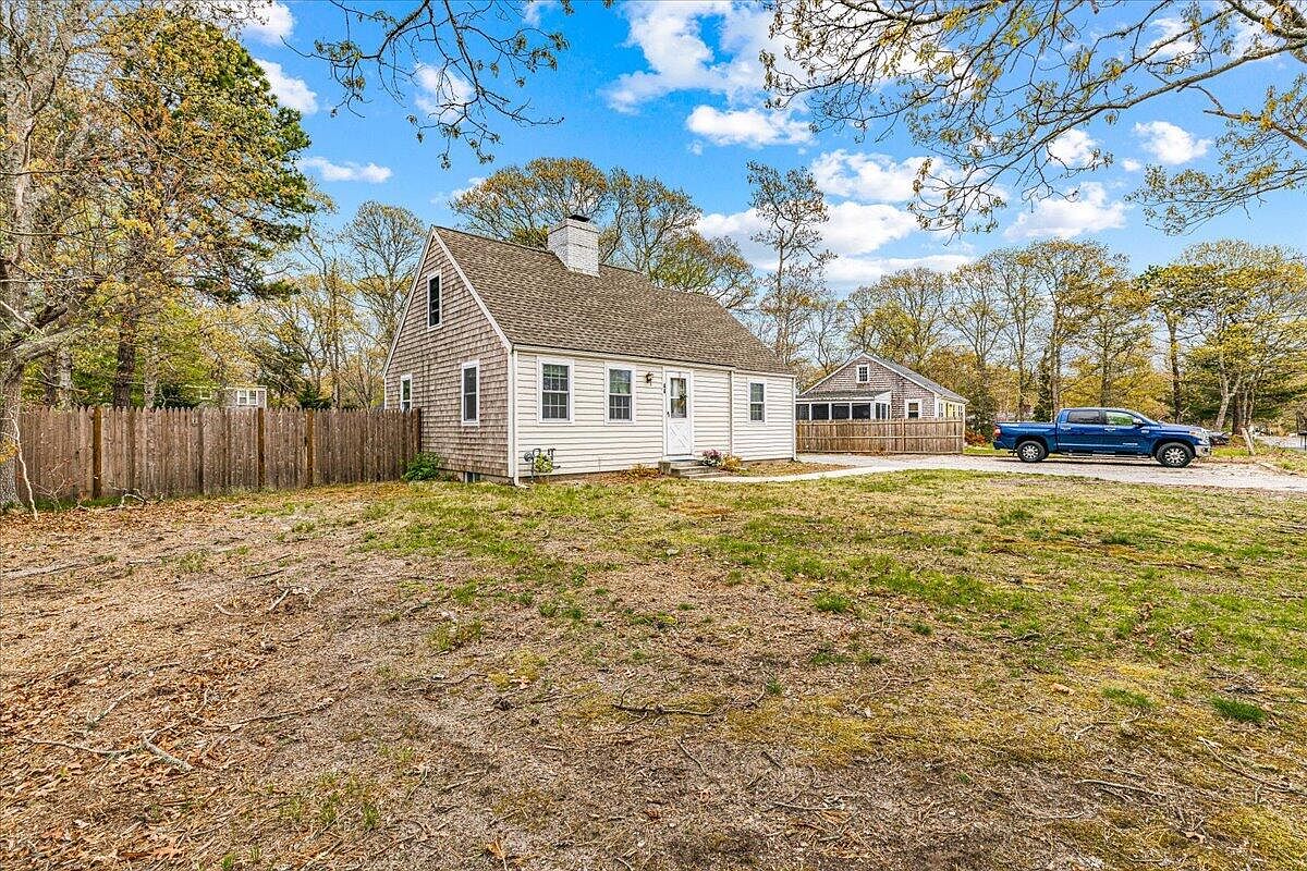 44 Butler Avenue, West Yarmouth, MA 02673 Zillow