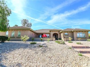 281 E Longacres Dr, Henderson, NV 89015