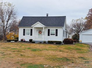 707 E Green St, Steeleville, IL 62288