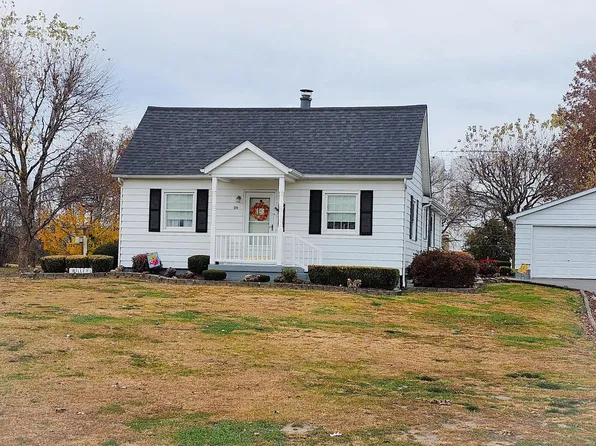 707 E Green St, Steeleville, IL 62288