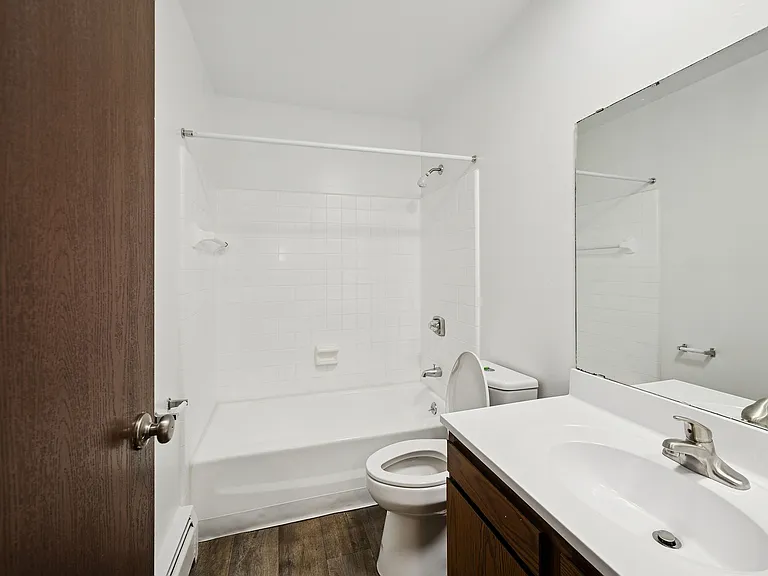 ReNew Woodlake — Photo 24