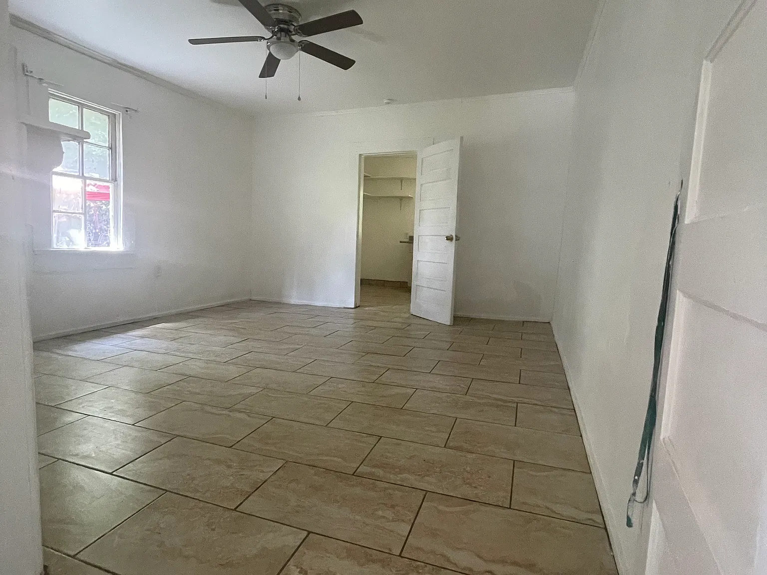 1 bed, 550 sqft, $725 — Photo 3