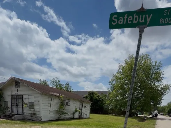 8102 Safebuy St, Houston, TX 77028