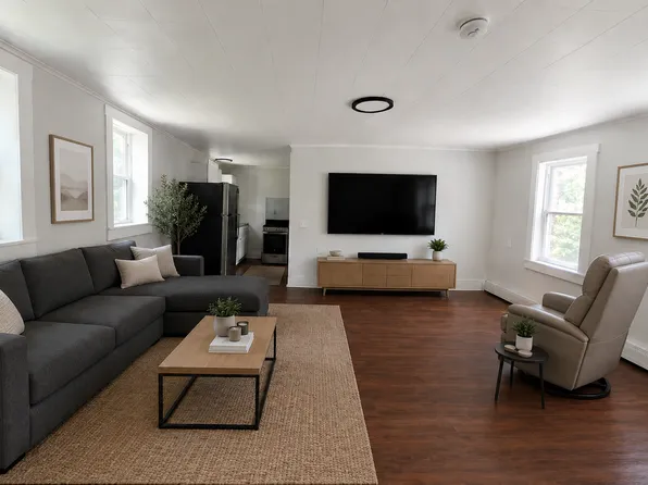 220 S Main St #5, Franklin, NH 03235