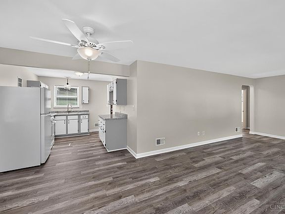 4th image of 518 Rentz Pl