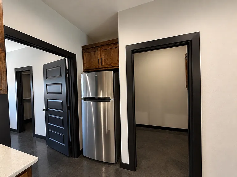 215 E Avenue K #A — Photo 5