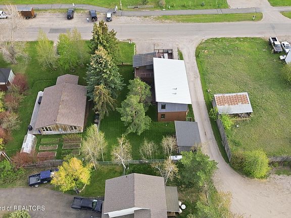 2nd image of 155 E Fremont Ave