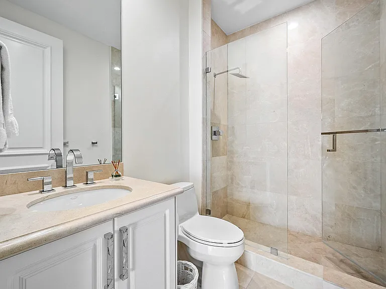 3000 S Ocean Blvd #402 — Photo 13