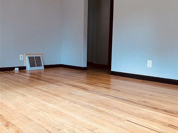 3rd image of 62 Clair Ave