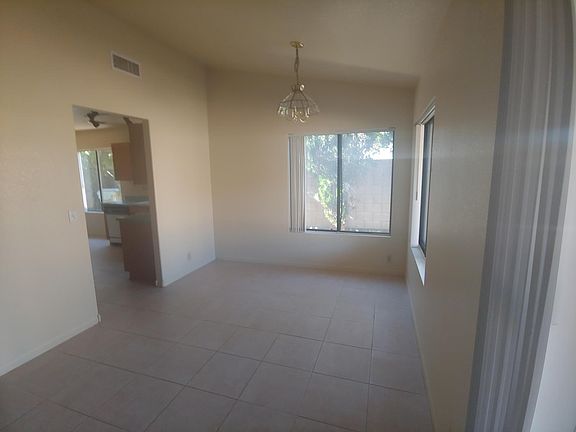 4th image of 8824 W Keim Dr