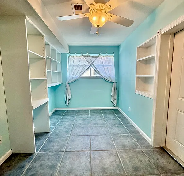 723 Sailfish Dr — Photo 24