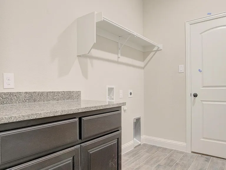 7819 Cypress Dr — Photo 14