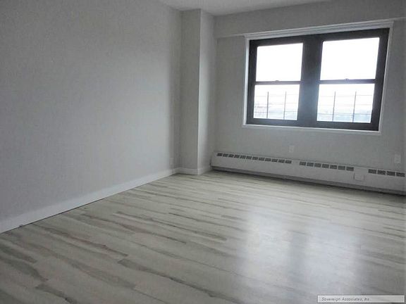 5th image of 101 Wadsworth Ave #4F