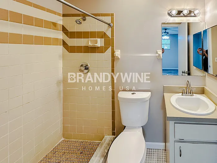 3436 Woodland Dr — Photo 23