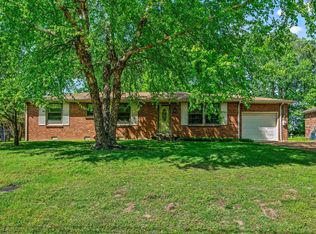 327 Glenpark Dr, Nashville, TN 37217