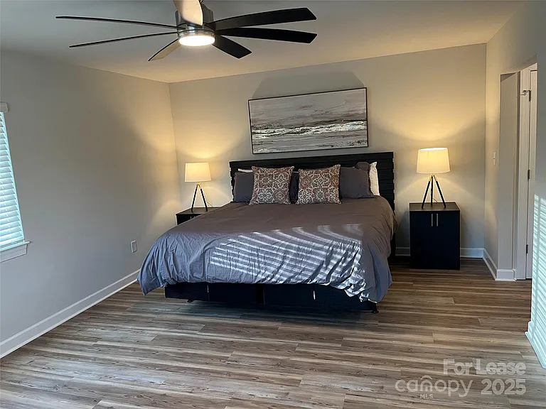 226 S Elm St — Photo 12