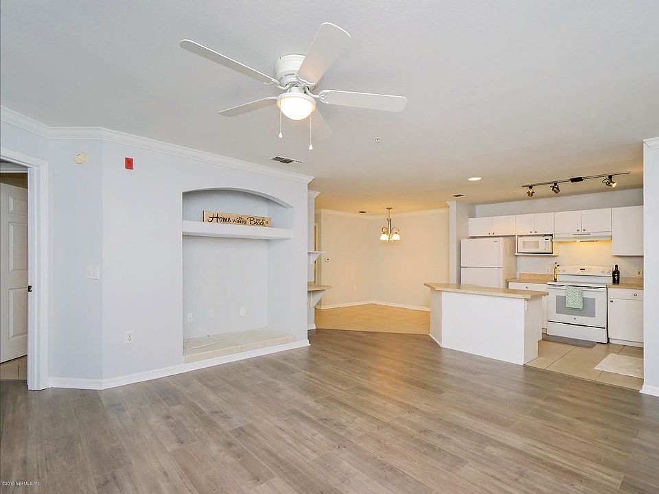 1st image of 3591 KERNAN Boulevard #602