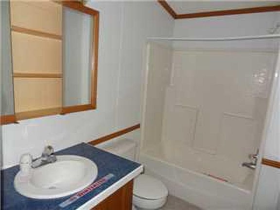 4th image of 130 Lediana Rd