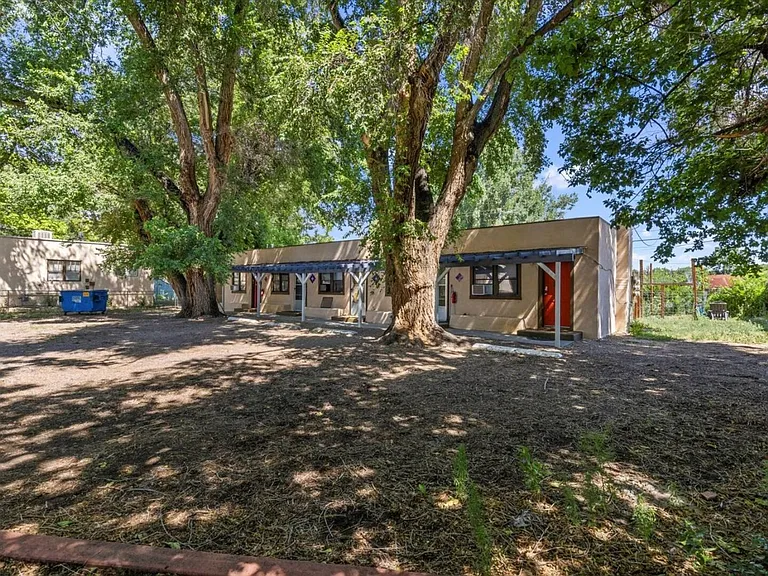 835 Bridge St — Photo 17