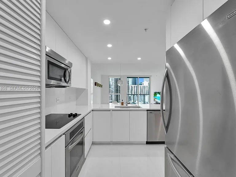 244 Biscayne Blvd #2005 — Photo 9