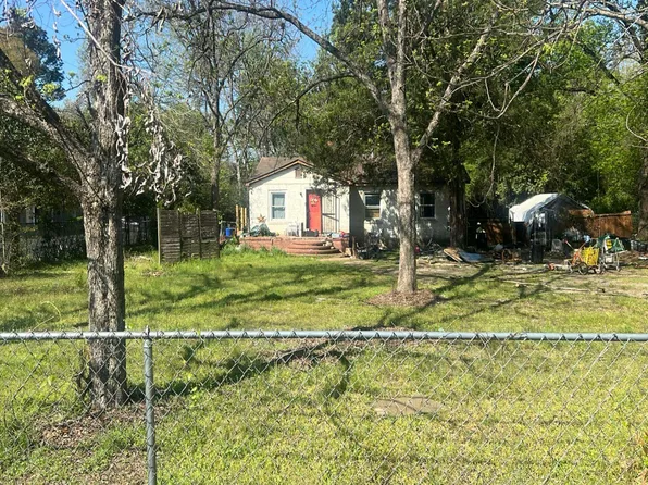 733 N Davis Dr, Warner Robins, GA 31093