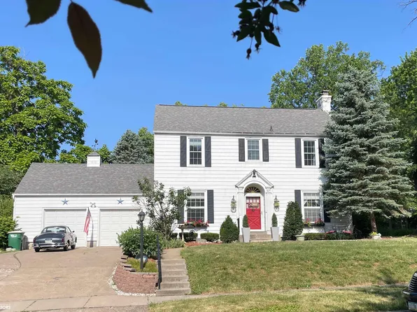 50 N Park St, Fairfield, IA 52556