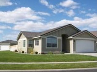 304 E Inglewood Dr, Moses Lake, WA 98837