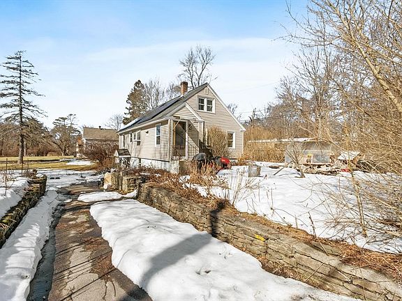 4th image of 38 Garnet St