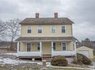 132 Pine St, Rillton, PA 15678