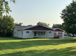 16 NE 5th Ave, Galva, IL 61434