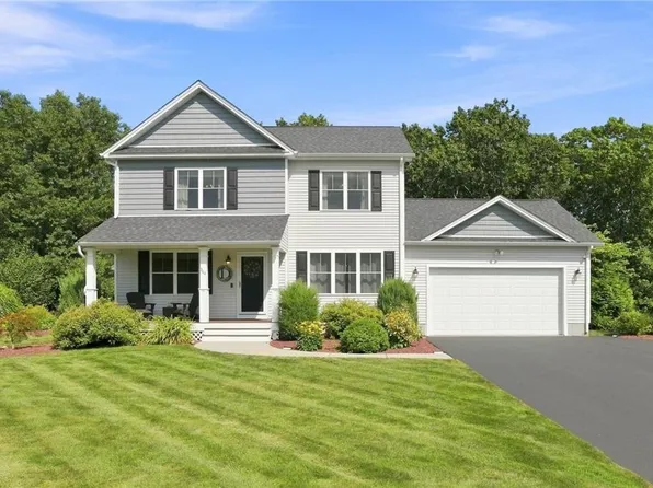 114 Teakwood Dr W, Coventry, RI 02816