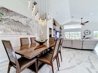 Towne Park Tr J, Lake Worth, FL 33467
