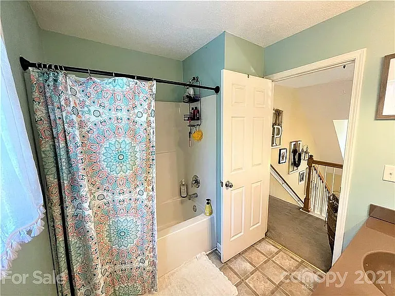 17 Grove Garden Ave — Photo 21