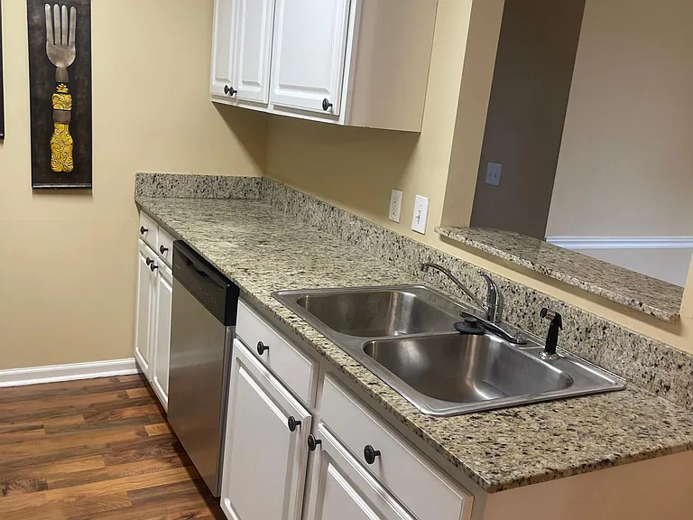 527 Third Loop Rd #E — Photo 12