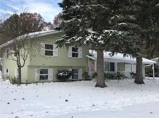 232 Meadowbriar Rd, Rochester, NY 14616