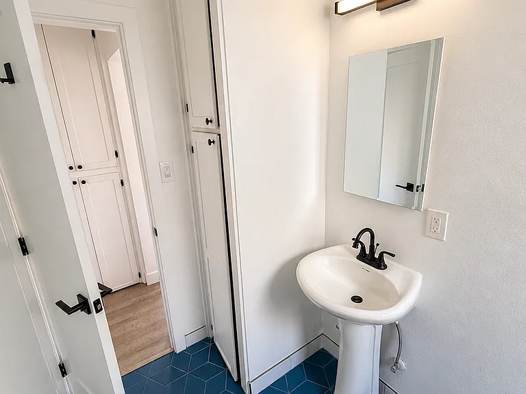54 Ximeno Ave — Photo 9