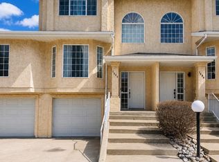 1608 Jamha Rd NW, Edmonton, AB T6L6V7
