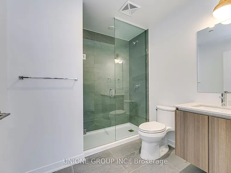 405 Dundas St W #336 — Photo 23