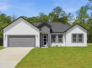226 E Caldwell Dr, Citrus Springs, FL 34434