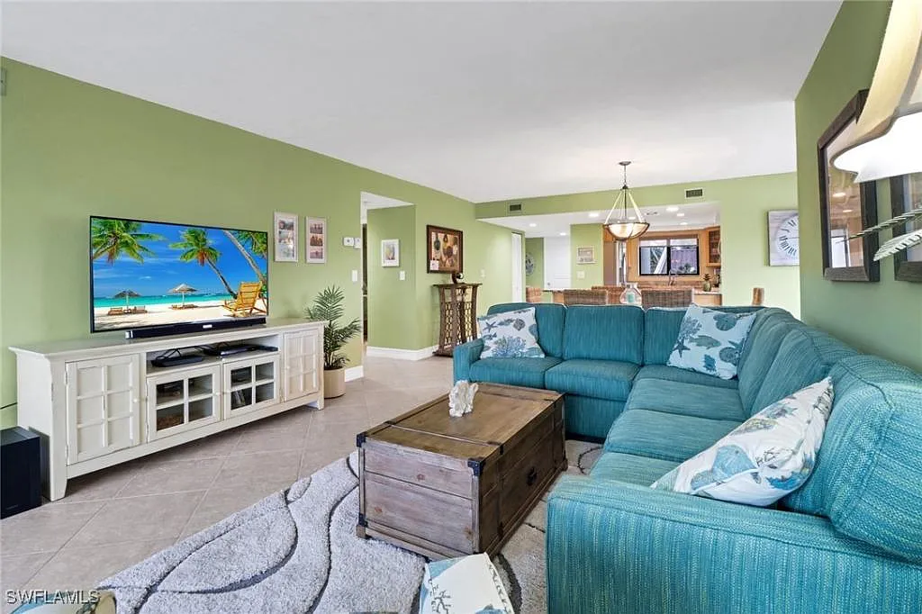 4240 Steamboat Bend #301 — Photo 4
