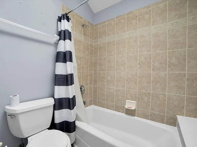 2227 Spartina Ln — Photo 23