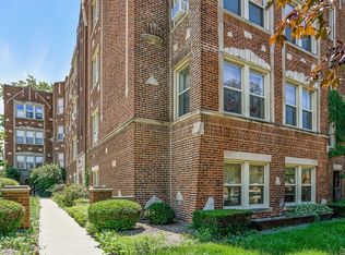 4819 W Roscoe St APT 3N, Chicago, IL 60641