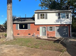 304 Woodland Rd, Hampton, VA 23669
